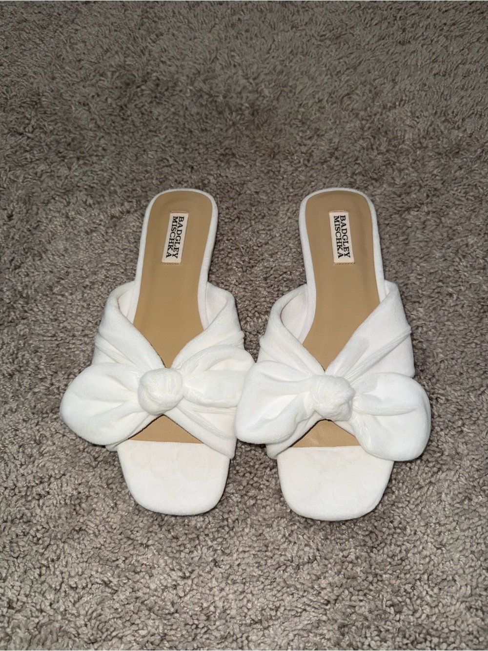 Badgley Mischka White Knot-Front Slide Mules